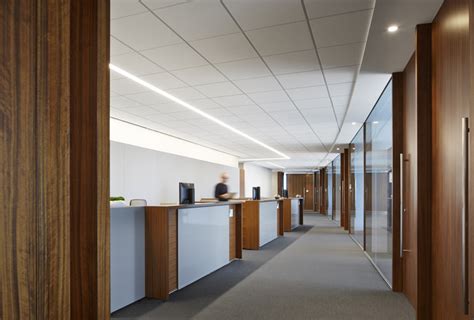 McDermott Will & Emery Offices - Chicago | Office Snapshots