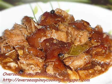 Pinoy Home Cooking and Recipes: Lechon Paksiw