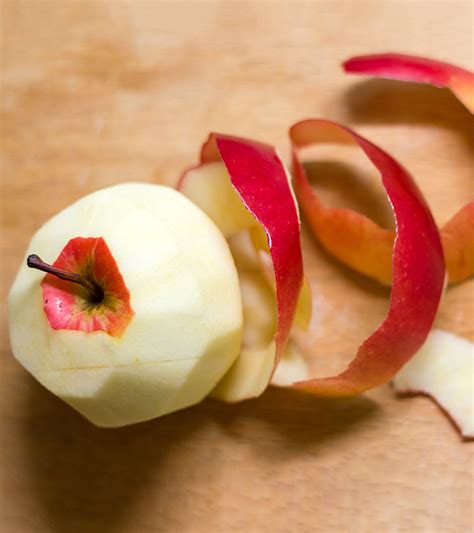 Top 5 Benefits and Uses Of Apple Peel For Skin, Hair and Health