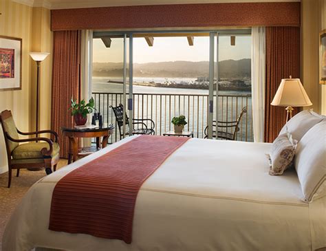 Guest Rooms | Monterey Bay Hotels | Monterey Plaza Hotel & Spa