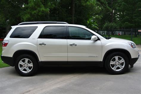 2013 GMC Acadia Crossover Review News And Video | Car Newsline and Reviews