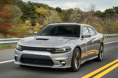 2015 Dodge Charger SRT Hellcat Review