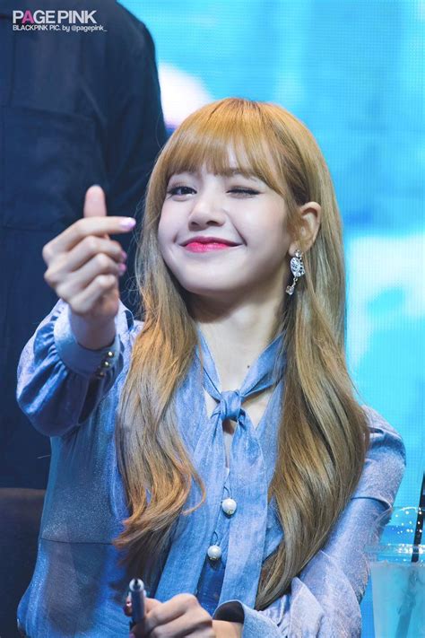 BLACKPINK's Lisa Fangirls Over Gong Yoo, Calls Him Her Ideal Type - Koreaboo