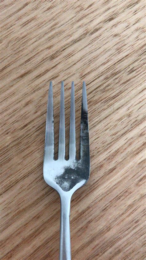 This tarnish we sometimes get on our cutlery? : r/whatisthisthing