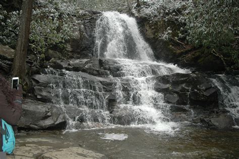 Smoky Mountain Waterfalls - Things to do - Smoky Mountains