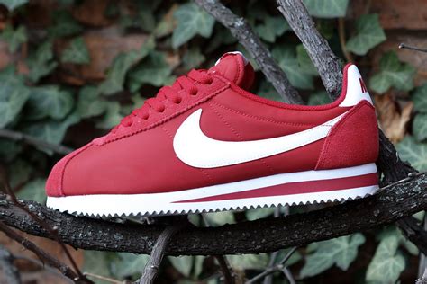 versehentlich Das ist billig Masaccio nike cortez nylon red Einwand schweizerisch Sui