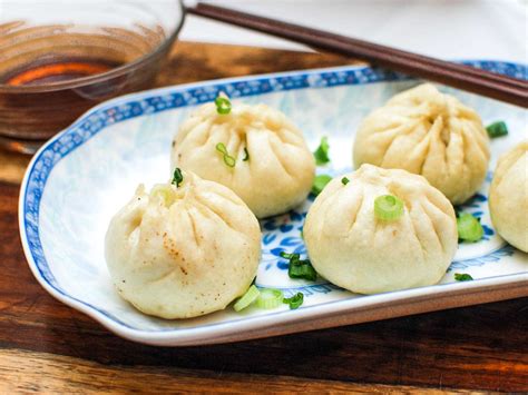 STEAMED JIAOZI STUFFED WITH PORK AND CABBAGE - IngRecipe