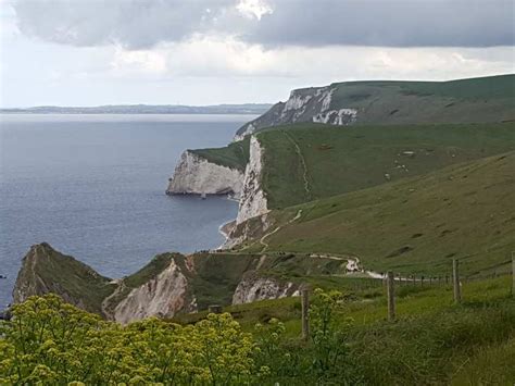 Lulworth Cove & Durdle Door loop — Dorset AONB | hike | Komoot