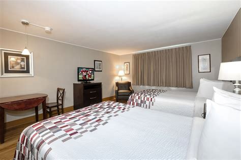 Red Roof Inn & Suites Herkimer Herkimer, New York, US - Reservations.com