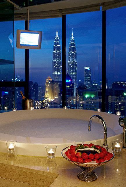 Luxurious bubble bath comes with beautiful scenery and fresh strawberry | Dream bathrooms ...