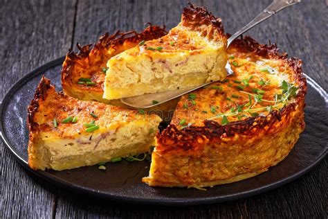 Bacon and Cheese Quiche with Hash Brown Crust Stock Image - Image of ...