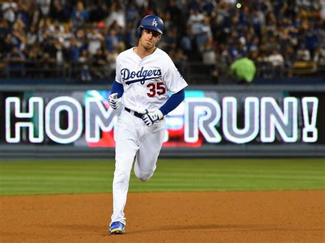 Cody Bellinger, 2017 National League Rookie of the Year. | Baseball ...