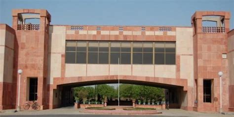 IIITM Gwalior - Admission, Cutoff, Fees & Placements 2024 | College Pravesh