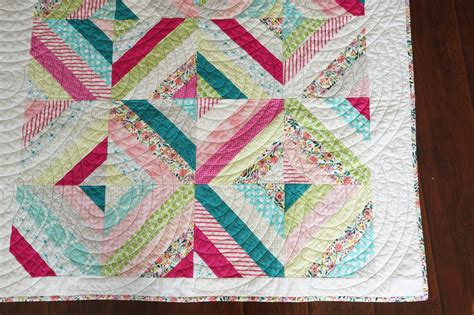 Lo, Ray, & Me: Easy Diagonal Baby Quilt