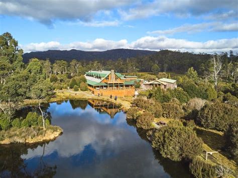 Cradle Mountain Lodge | An Iconic Wilderness Experience | Tasmania