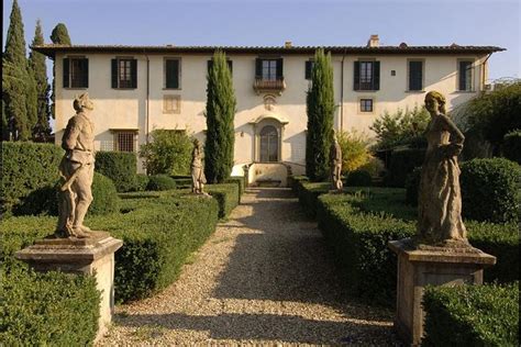 Tuscany Luxury Villa Experience with Wine Tasting and Lunch (Feb 2024)