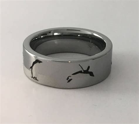 Tungsten Carbide Penguin Scene Ring