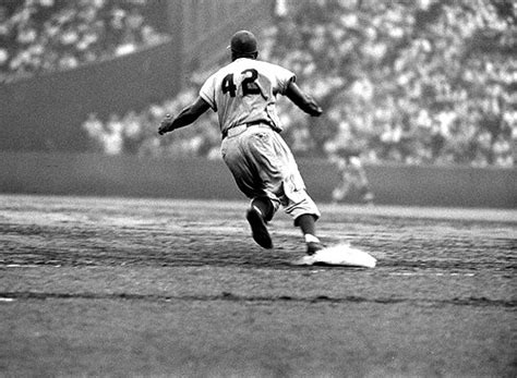 UNHISTORICAL — April 15, 1947: Jackie Robinson breaks the...