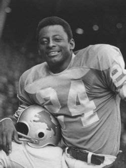 Mel Farr (1944 - 2015) | Nfl players, Deacon, Sports hero