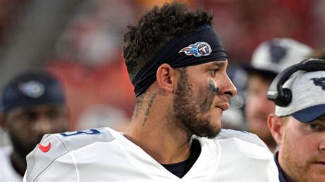 Father of Tennessee Titans star Caleb Farley dies in suspected gas ...