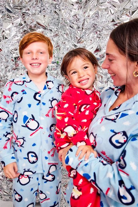 Best Outfits For Holiday Pictures That Will Keep Kids And Parents Smiling