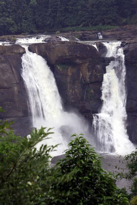 Get Lost In Nature.......: Athirapally.....A Kerala Rainforest