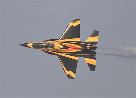 UAE Finalizes L-15 Jet Trainer Deal With China's CATIC | Aviation Week ...