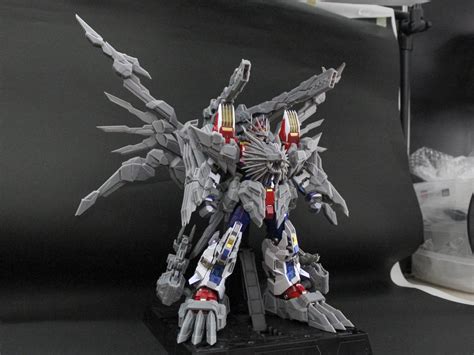 Flame Toys Kuro Kara Kuri Victory Saber (Star Saber & Victory Leo Combined form) Prototype ...