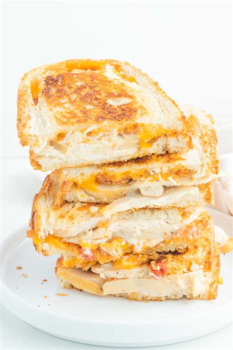 Grilled Chicken Bacon Ranch Sandwich - BEYOND THE NOMS