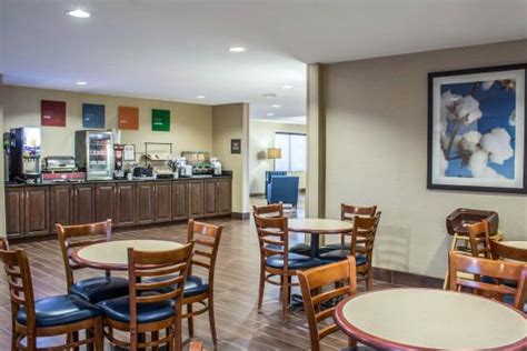 Comfort Inn - UPDATED 2017 Prices & Hotel Reviews (Clinton, NC) - TripAdvisor