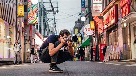 How to Crush Street Photography Using These Great Tips (VIDEO) | Shutterbug