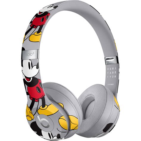 Beats by Dr. Dre Beats Solo3 Wireless On-Ear Headphones