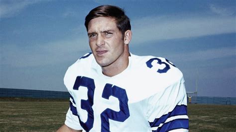 Walt Garrison, Super Bowl champion running back with Cowboys, dies at age 79