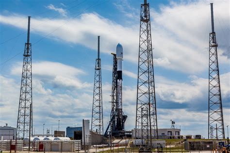 SpaceX Falcon 9 Starlink v0.9 - peterreinold.com