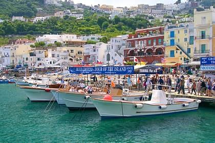 Guide to Marina Grande, Capri - sightseeing and dining