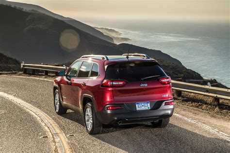 2014 Jeep Cherokee Not Recommended by Consumer Reports - Automobile Magazine