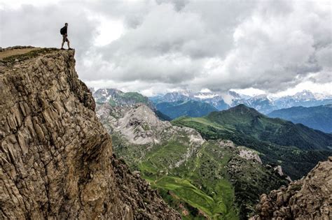 Hiking the Lagazuoi Tunnels in the Dolomites, Italy | Earth Trekkers