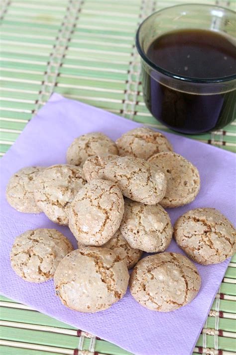 Almond Macaroons Recipe | Easy Peasy Creative Ideas