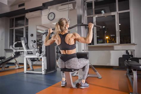 The Lat Pulldown for Shoulders and Back