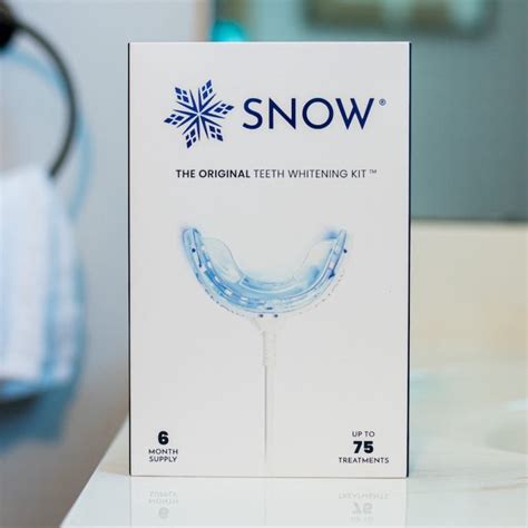 Snow Teeth Whitening Review: We Tried Snow — Here's Our Take!