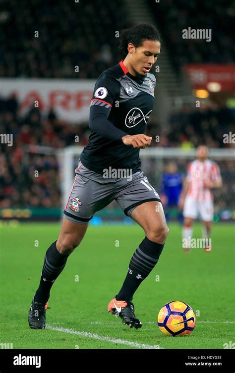 Virgil van Dijk, Southampton Stock Photo - Alamy