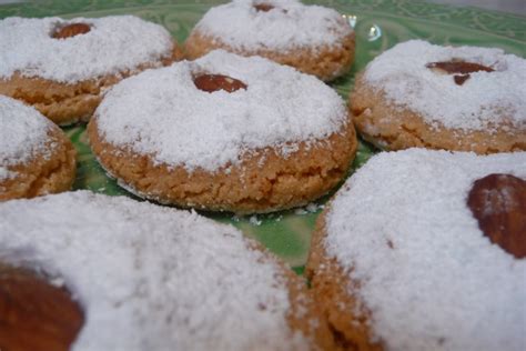 amaretti-biscuits-recipe-village-cooks - The Village Cooks - Italian Cooking Classes, Recipes ...