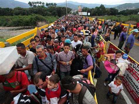 More Venezuelans Fleeing to Colombia Than Africans to Italy