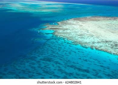 Aerial View Great Barrier Reef Stock Photo 624802841 | Shutterstock