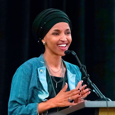 Ilhan Omar Natural Hair : Ilhan omar issued a mea culpa thursday ...