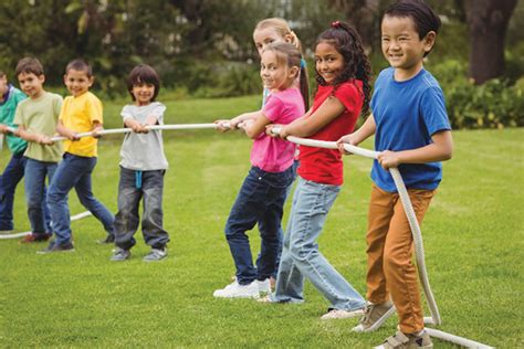 6 High-Spirited Outdoor Games for Kids | Highlights for Children