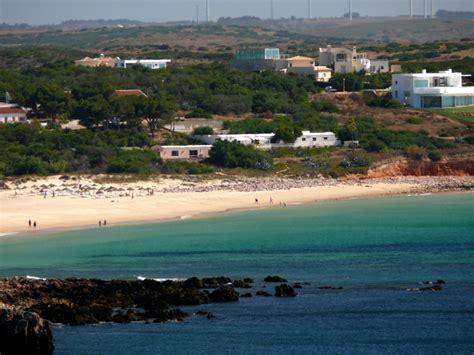 Praia da Baleeira: The Complete Guide to This Small Beach in Sagres