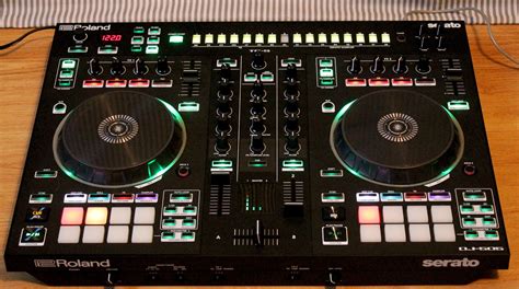 Roland DJ-505