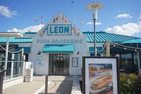 Chenôve. Après un changement radical, le restaurant Léon, anciennement "Léon de Bruxelles ...