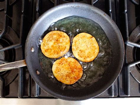 Shallow Frying: What Foods Should You Shallow Fry?